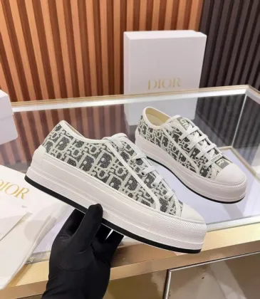 Dior Shoes for Women's Sneakers #A49499