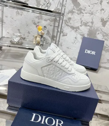 Dior Shoes for Women's Sneakers #A50737