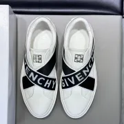 Givenchy Shoes for Men's Givenchy Sneakers #A35318