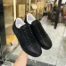 1Gucci Shoes for Gucci Unisex Shoes #99116990