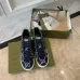 5Gucci Shoes for Gucci Unisex Shoes #999915659