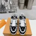 8Louis Vuitton Shoes for Louis Vuitton Unisex Shoes #A26441