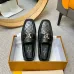 6Louis Vuitton Shoes for Men's LV OXFORDS #A49464