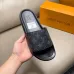 9Louis Vuitton Shoes for Men's Louis Vuitton Slippers #999937218