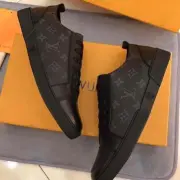Louis Vuitton Shoes for Men's Louis Vuitton Sneakers #9122671