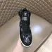 7Louis Vuitton Shoes for Men's Louis Vuitton Sneakers #999919823