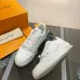 7Louis Vuitton Shoes for Men's Louis Vuitton Sneakers #999927176