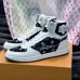 7Louis Vuitton Shoes for Men's Louis Vuitton Sneakers #A30063