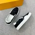 5Louis Vuitton Shoes for Men's Louis Vuitton Sneakers #A37786
