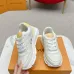 10Louis Vuitton Shoes for Men's Louis Vuitton Sneakers #A51746