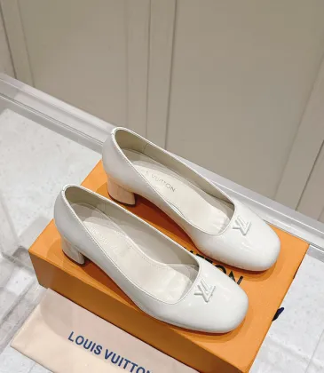 Louis Vuitton Shoes for Women's Louis Vuitton Pumps #A49570