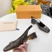 16Louis Vuitton Shoes for Women's Louis Vuitton Pumps #A49580