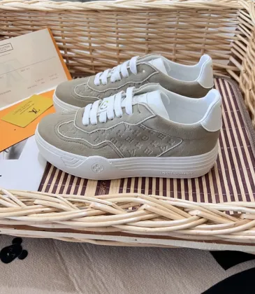 Louis Vuitton Shoes for Women's Louis Vuitton Sneakers #A37052