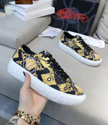 Versace shoes for men and women Versace Sneakers #99906218