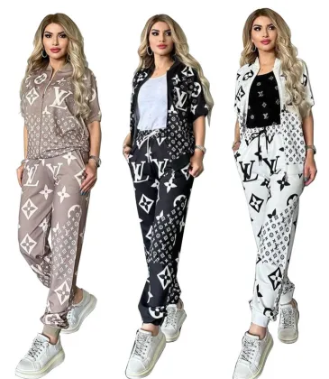 Louis Vuitton 2024 new Fashion Tracksuits for Women #A35066