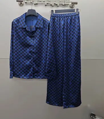 Louis Vuitton Fashion Tracksuits for Women #A51129